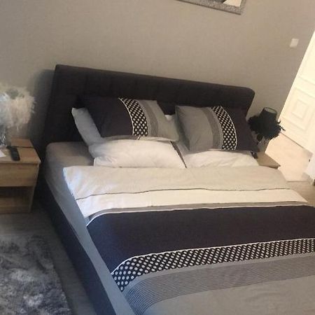 Studio Apartman Ana Osijek Eksteriør bilde